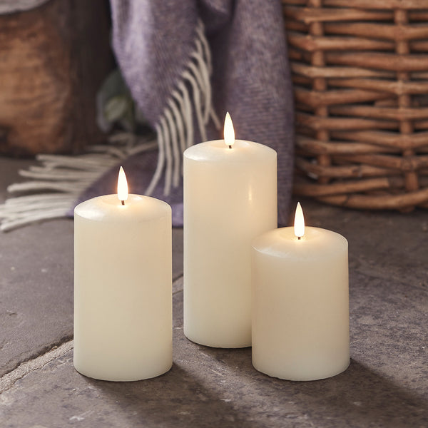 Maple Autumn Wreath & TruGlow® Candle Bundle
