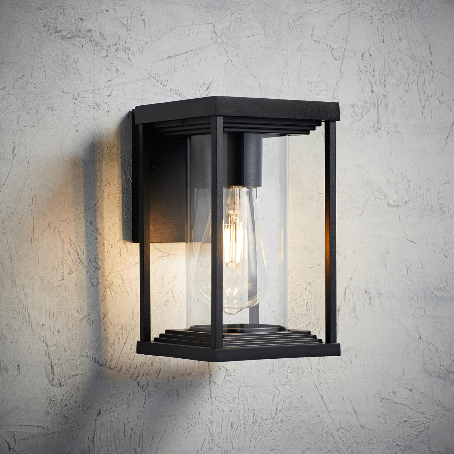 Black Lantern Outdoor Wall Light Lights4fun.co.uk
