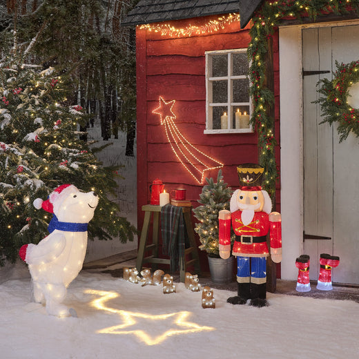 How to Hang Outdoor Christmas Lights Like a Pro