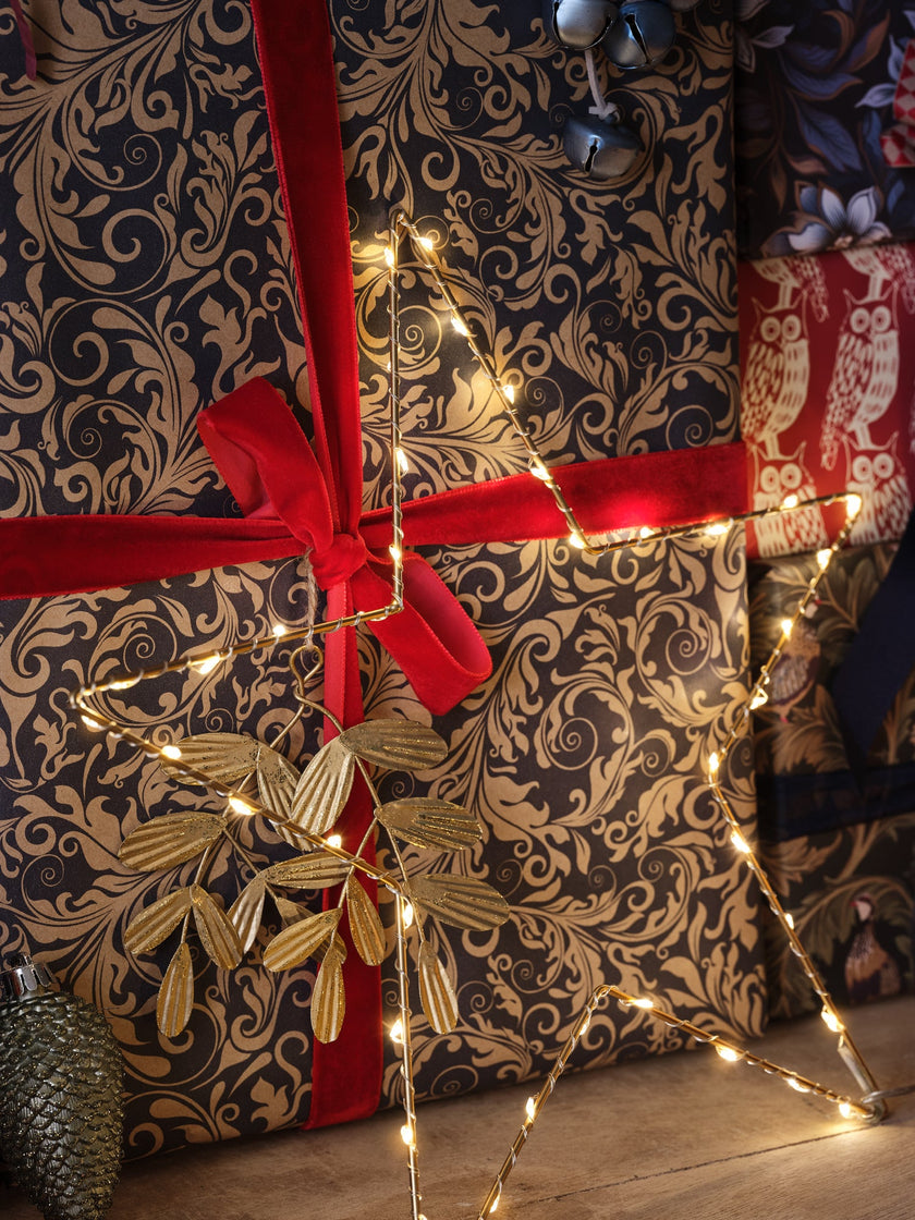 10 Ways to Share Your Sparkle this Christmas