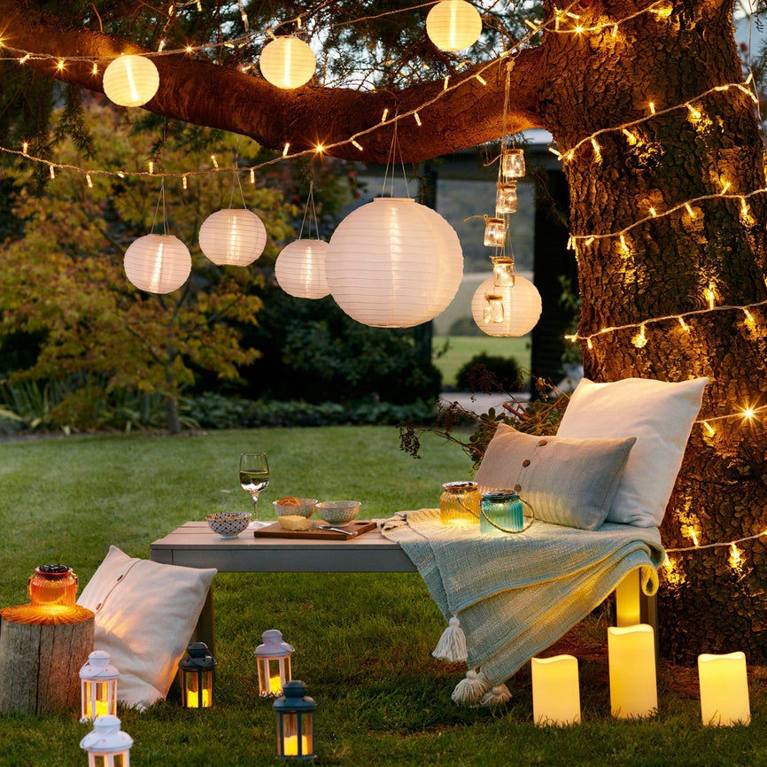 5 Great Solar Garden Accessories from Lights4fun