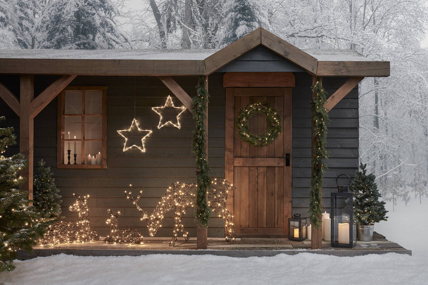 Christmas Porch Styling to Welcome the Festive Season