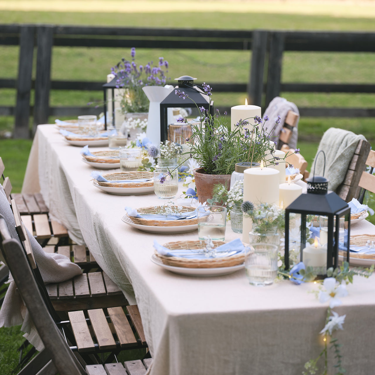Pre Lit Blue Bloom Garland