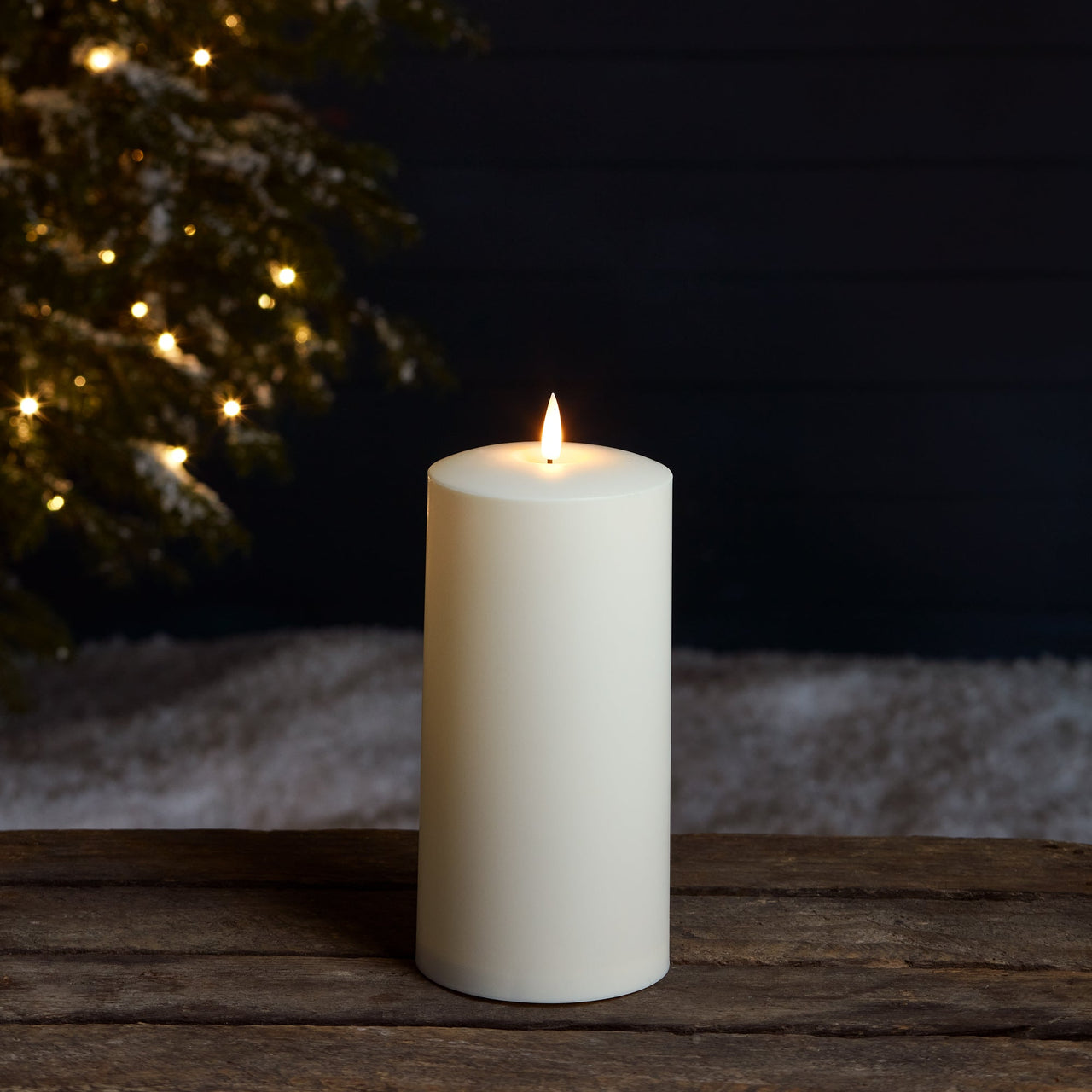 CA21003_TruGlow-Waterproof-LED-Outdoor-Candle-20cm-Winter.jpg