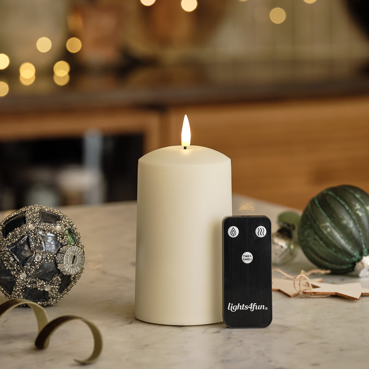CADIF2401 - TruGlow Air Portable Candle Diffuser Christmas 5.jpg