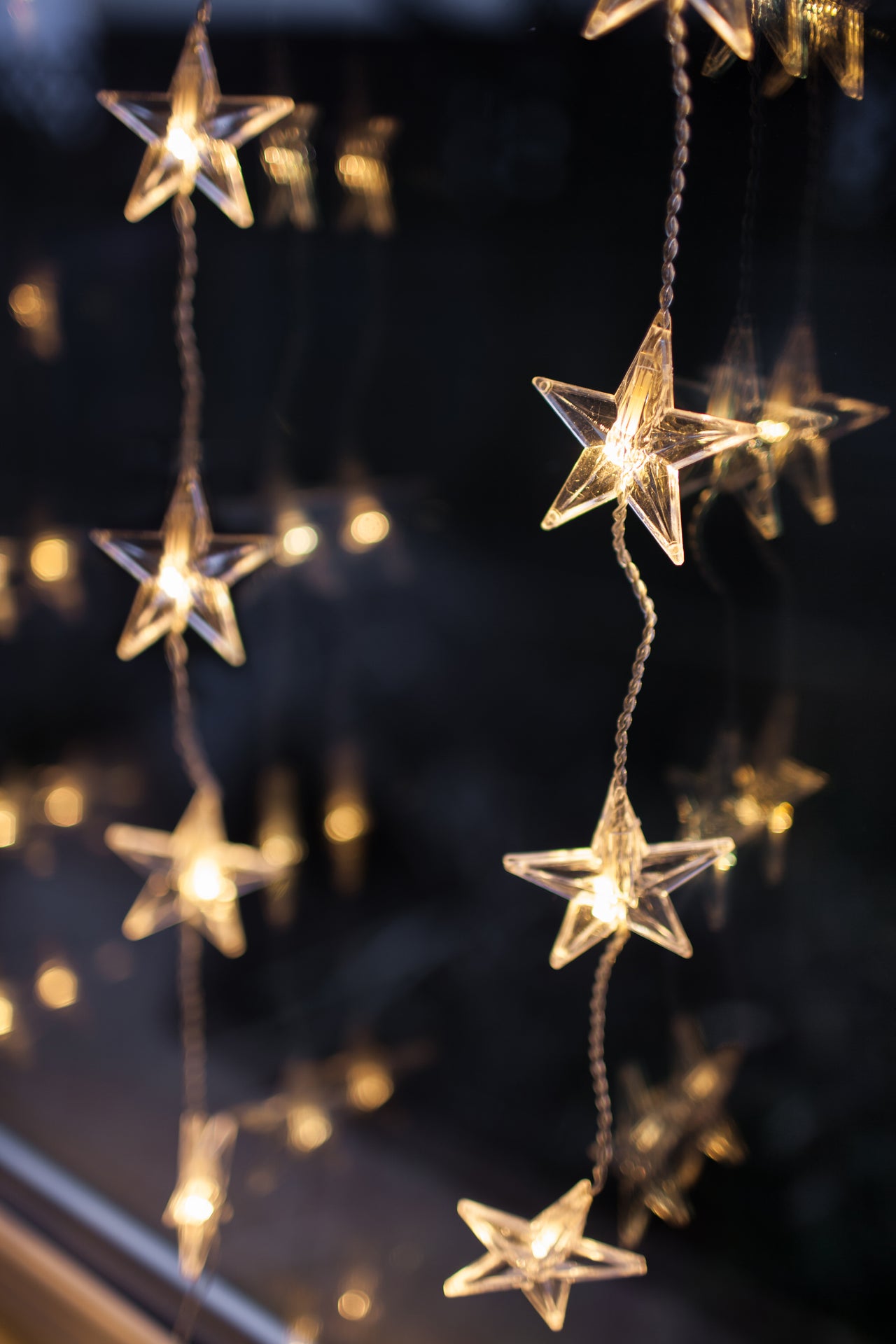 40 Warm White LED Star Curtain Light