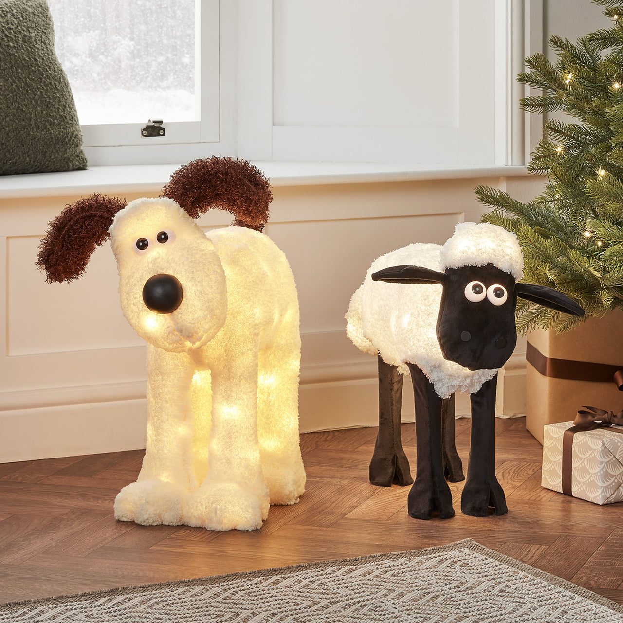 Shaun the Sheep & Gromit Christmas Figures
