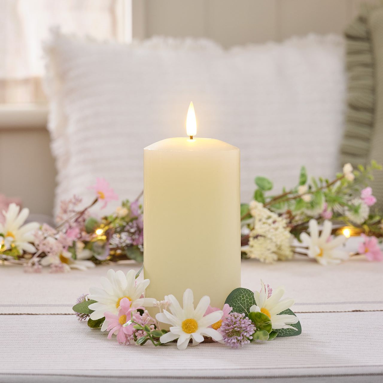 Daisy Dreams Wreath Candle Ring with 15cm TruGlow® LED Pillar Candle Bundle