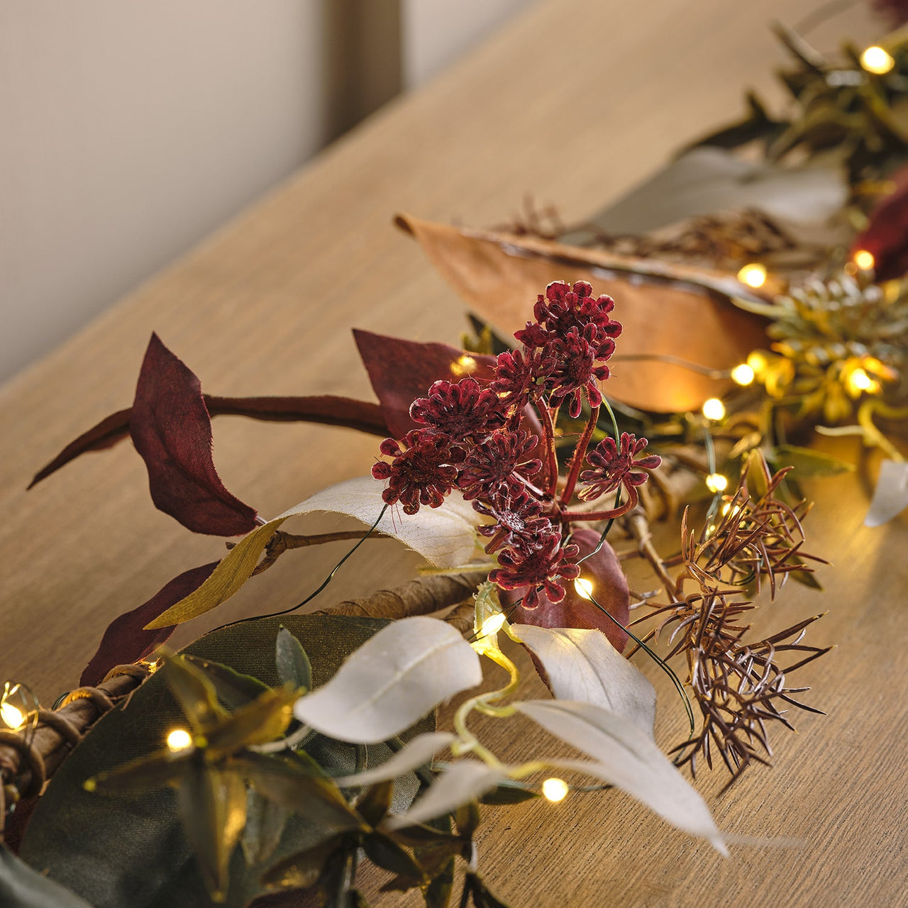 1.5m Crisp Leaf Autumn-Winter Garland Micro Light Bundle