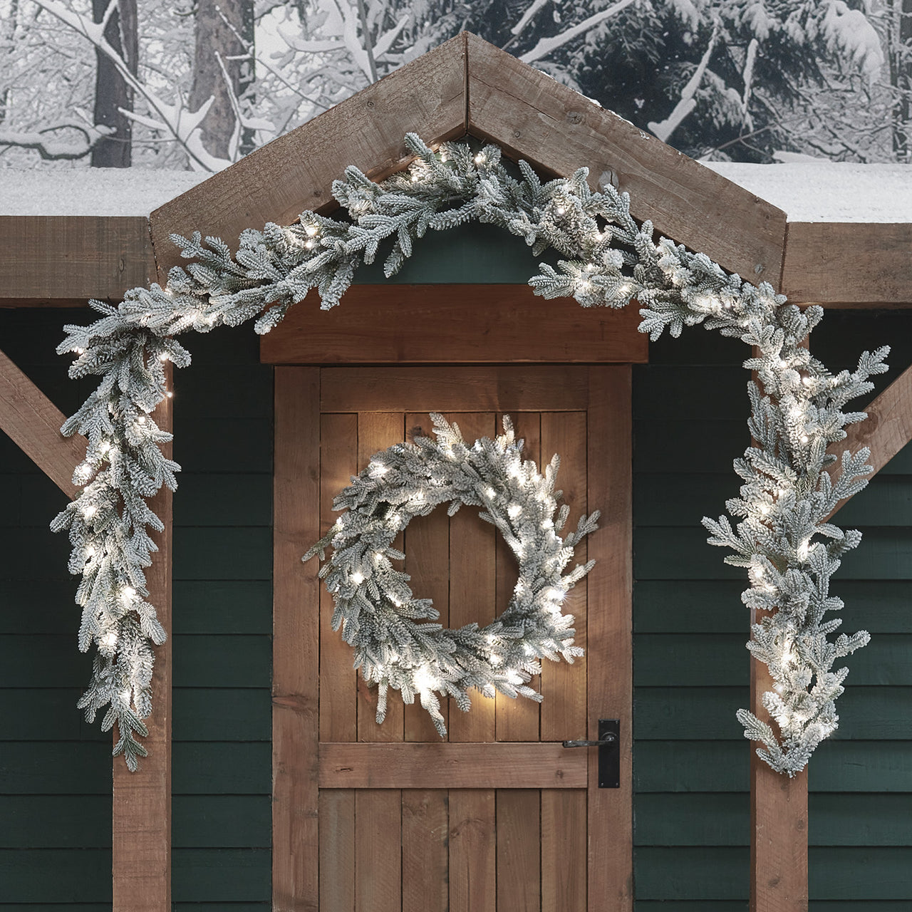 Pre Lit Outdoor Snowy Christmas Wreath & Garland