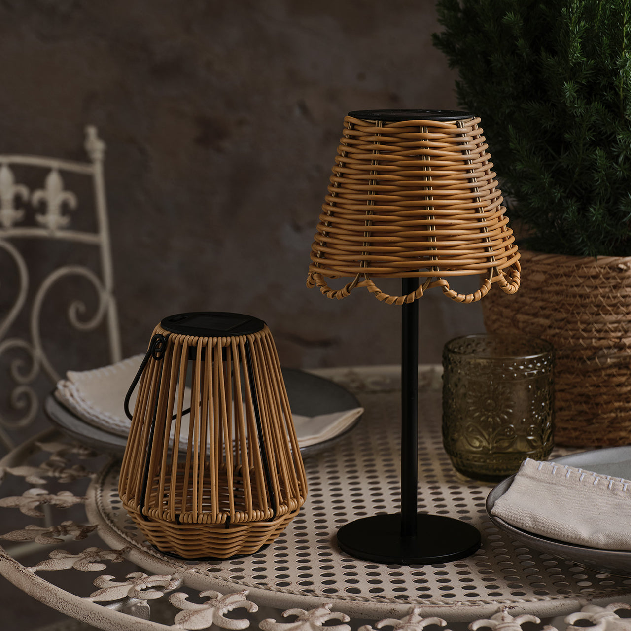 Solar Hygge Wicker Lantern and Kurv Table Lamp Bundle