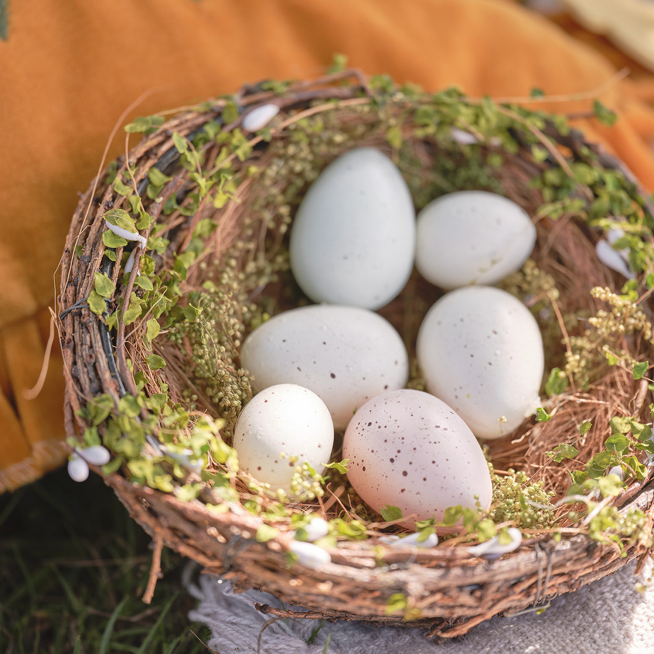 Nest & Eggs Easter Decoration