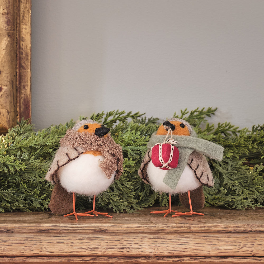 Robby & Birdie Hanging Felt Robin Decorations