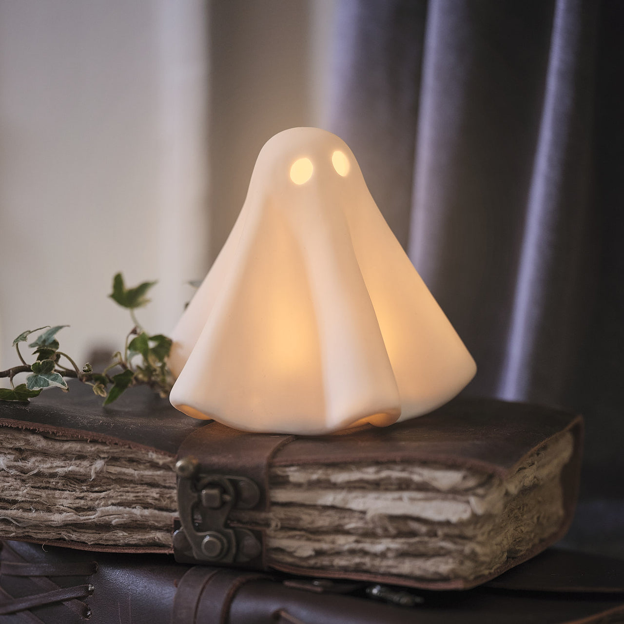 Gerald the Ghost & Witches Hat Porcelain LED Halloween Decorations