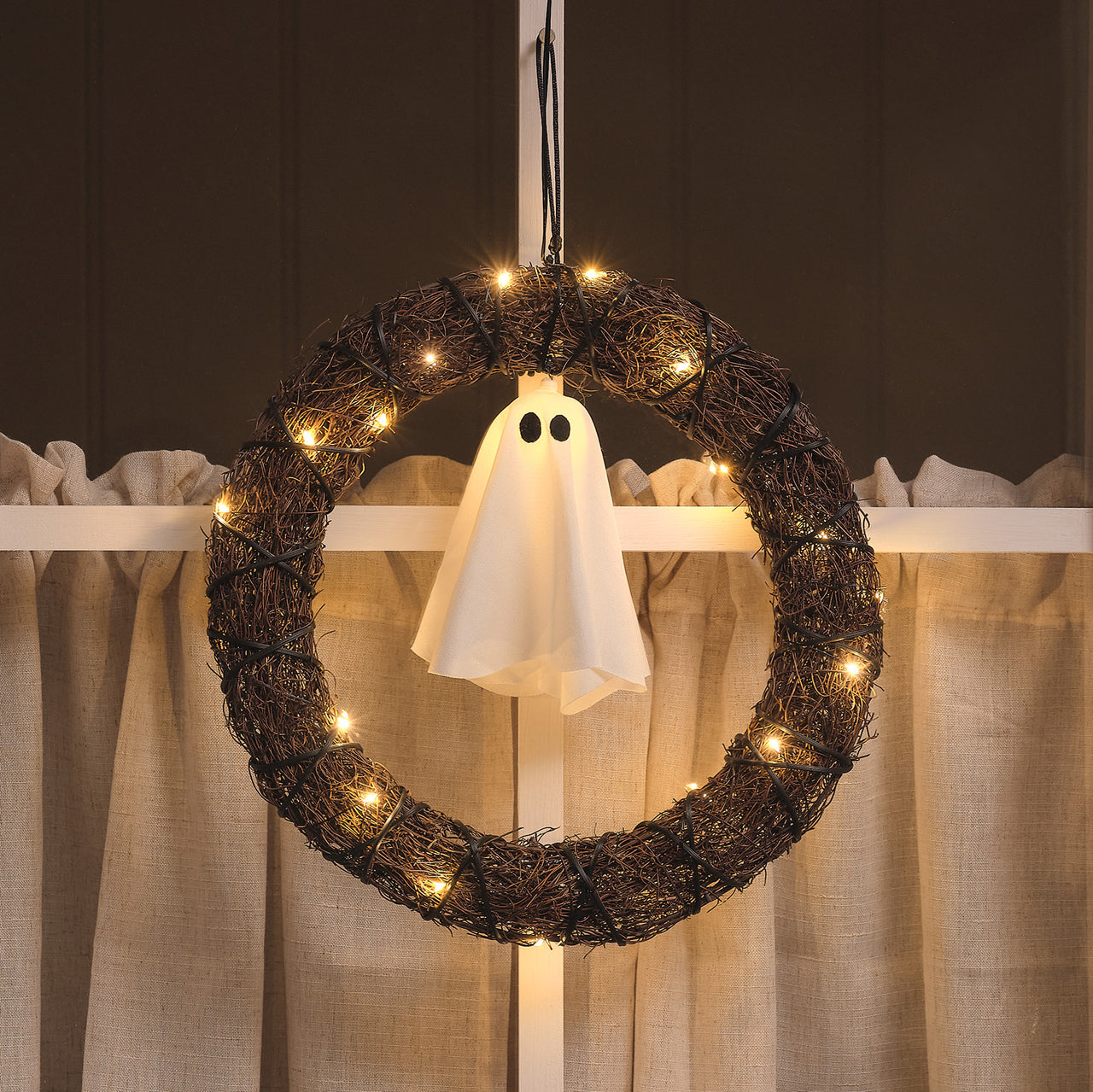 30cm Black Wreath with Hanging Ghost Outdoor LED Halloween Decoration