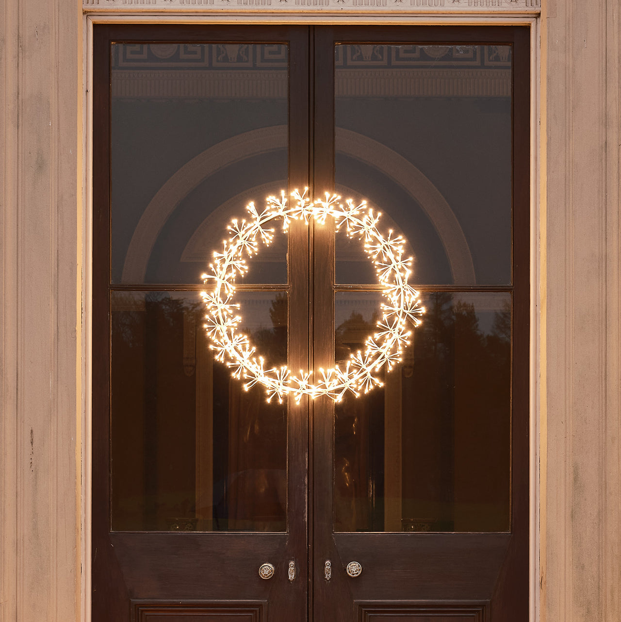 78cm Cluster LED Wreath Light