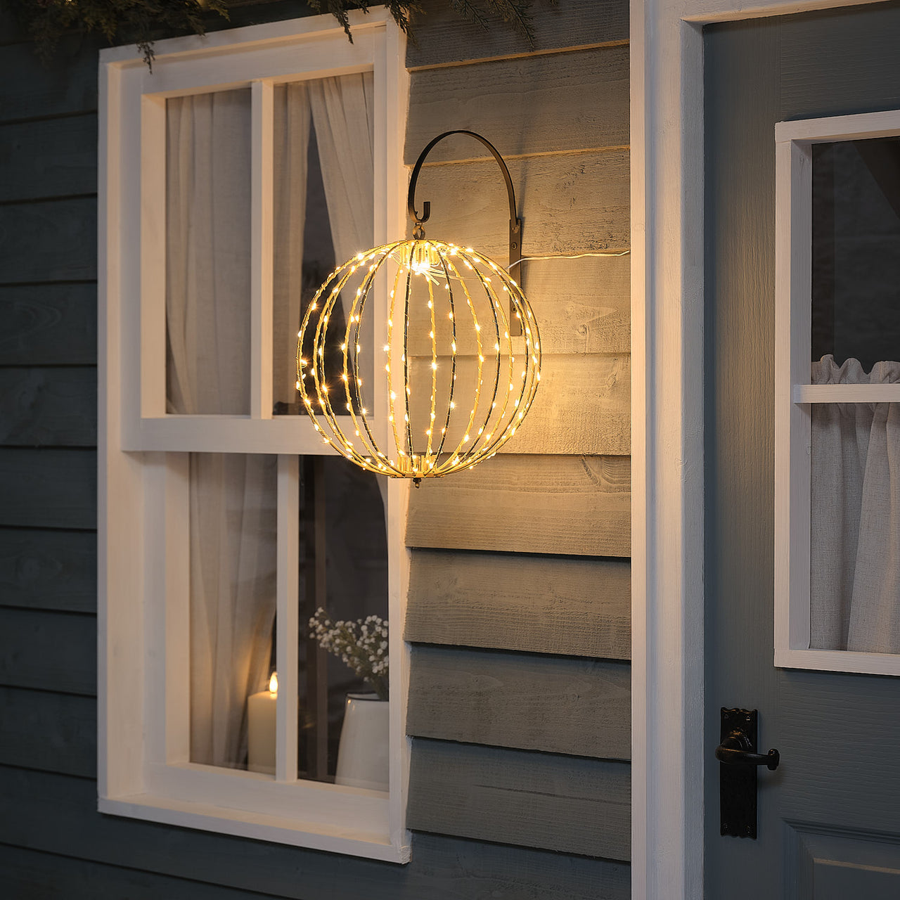 28cm Twinkling Gold Micro LED Hanging Outdoor Ball Decoration