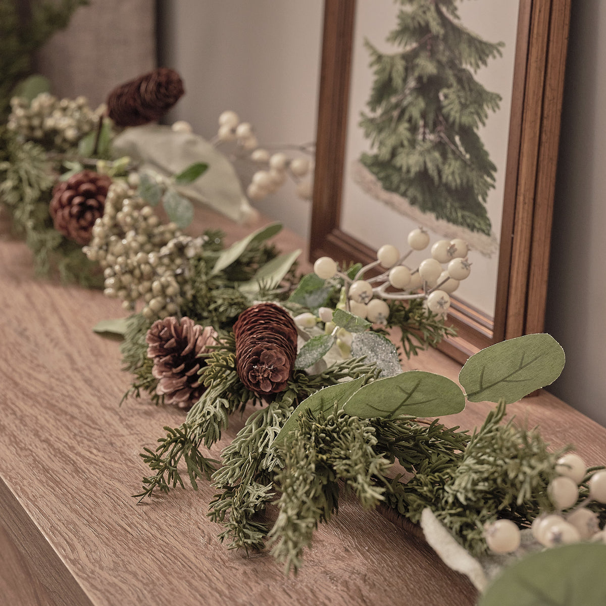 White Berry and Pinecone Christmas Wreath & Garland