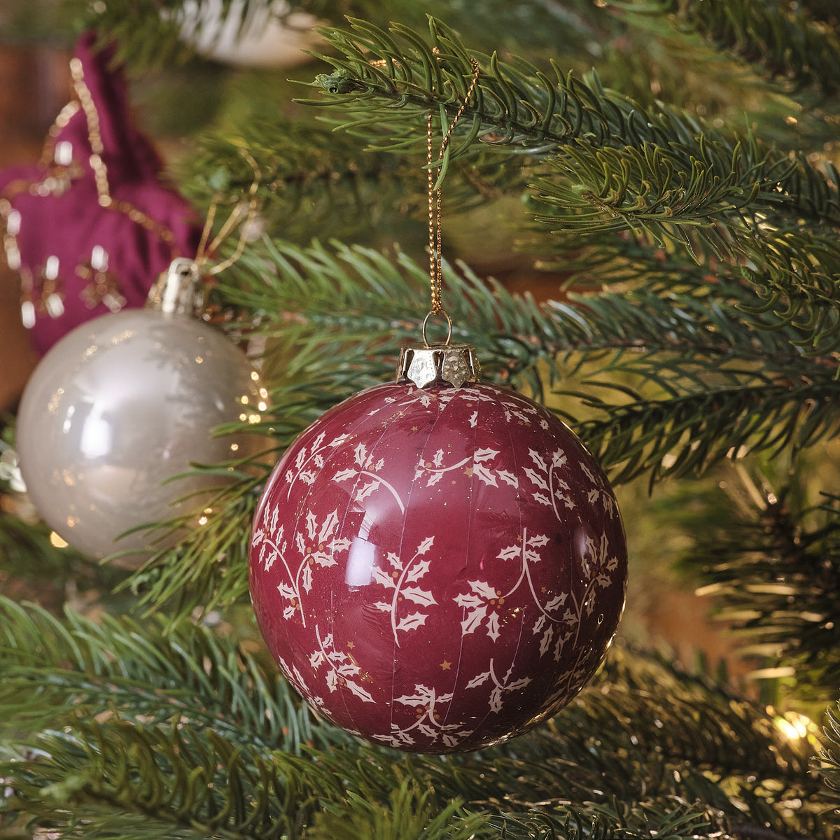 Set of 2 Traditional Holly Christmas Tree Baubles