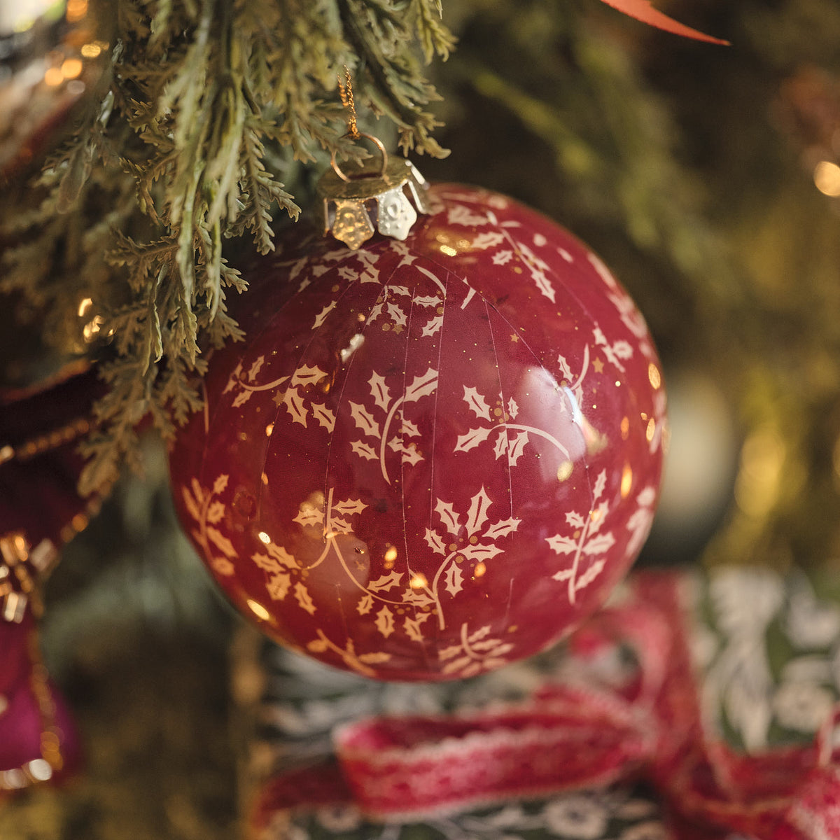 Set of 2 Traditional Holly Christmas Tree Baubles