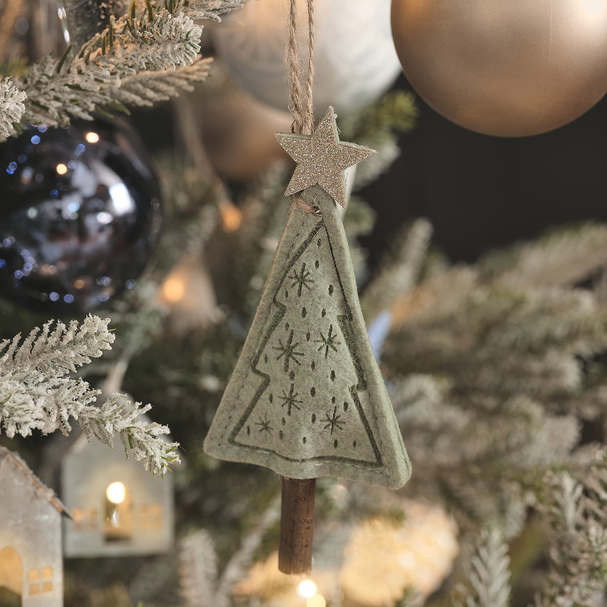 Set of 4 Felt Star Topped Tree Christmas Tree Decorations
