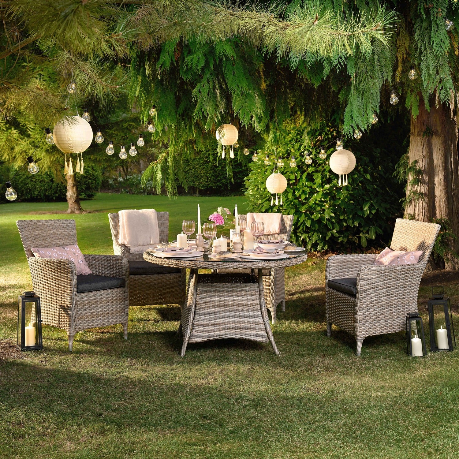The Rathlin 4-Seater Round Dining Set - Main Image