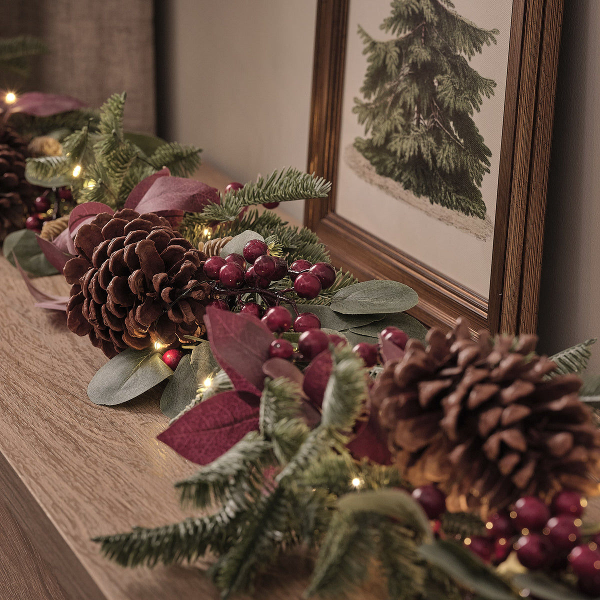 Pre Lit Comfort and Joy Wreath & Garland
