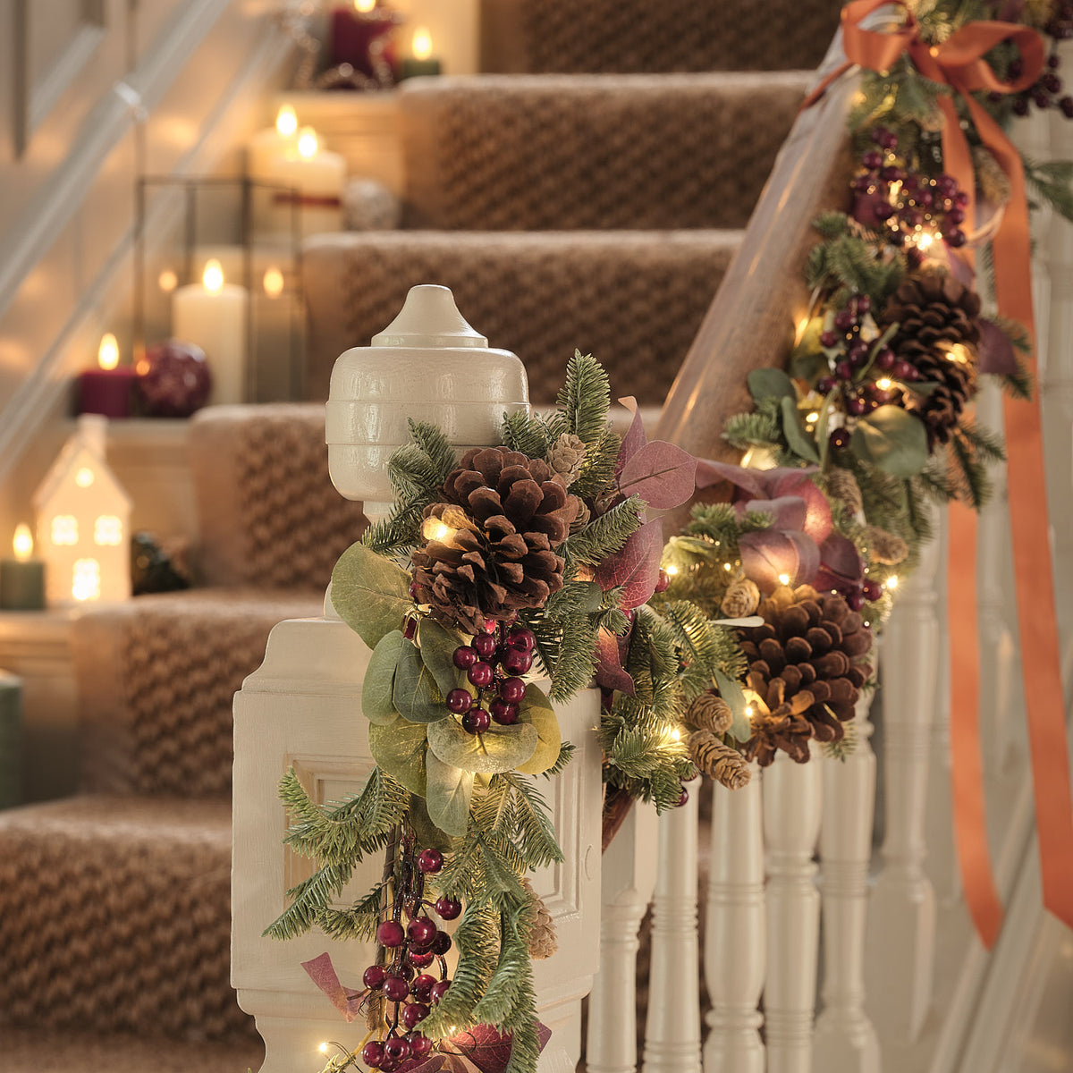 1.5m Pre Lit Christmas Joy Garland