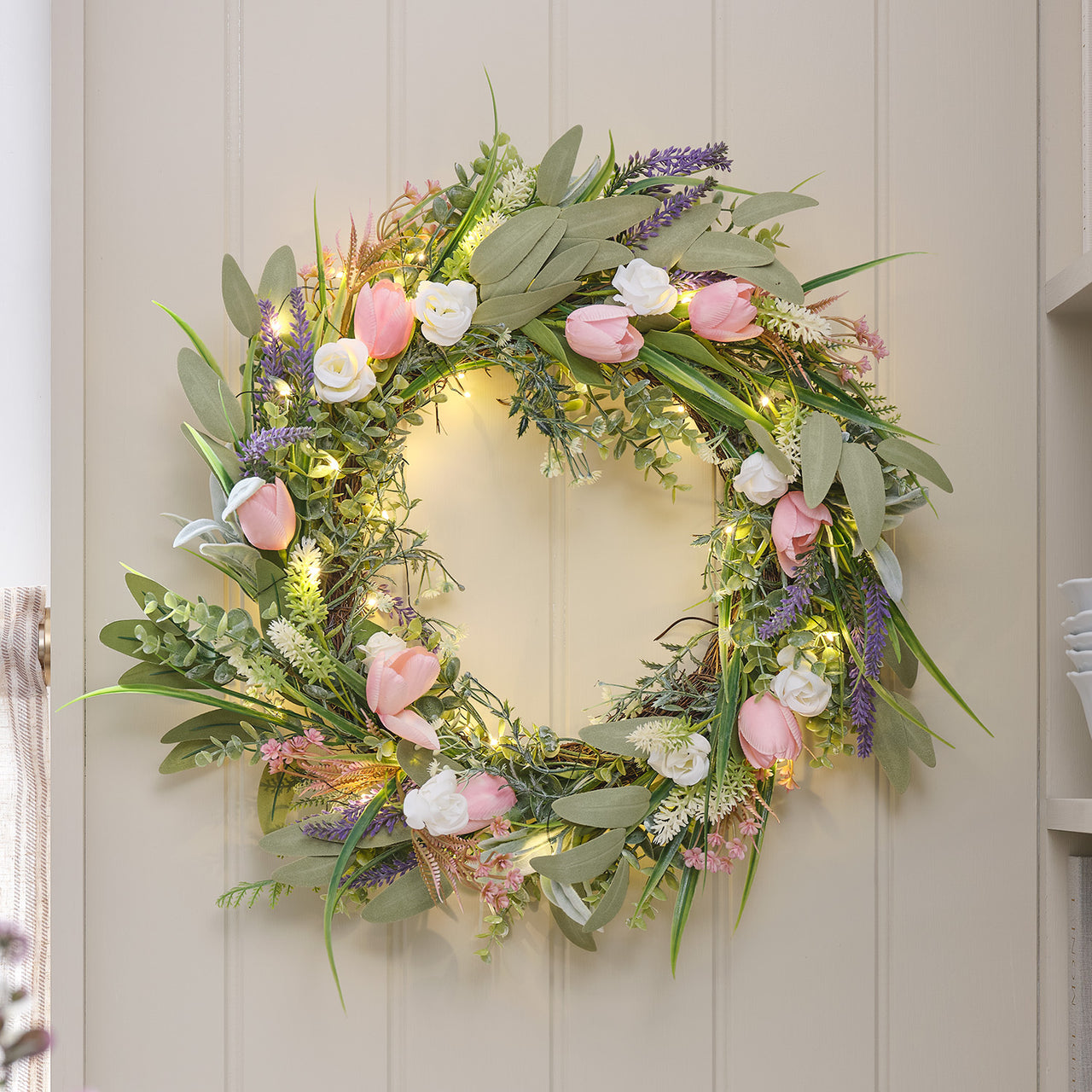 40cm Pre Lit Tulip and Lavender Wreath