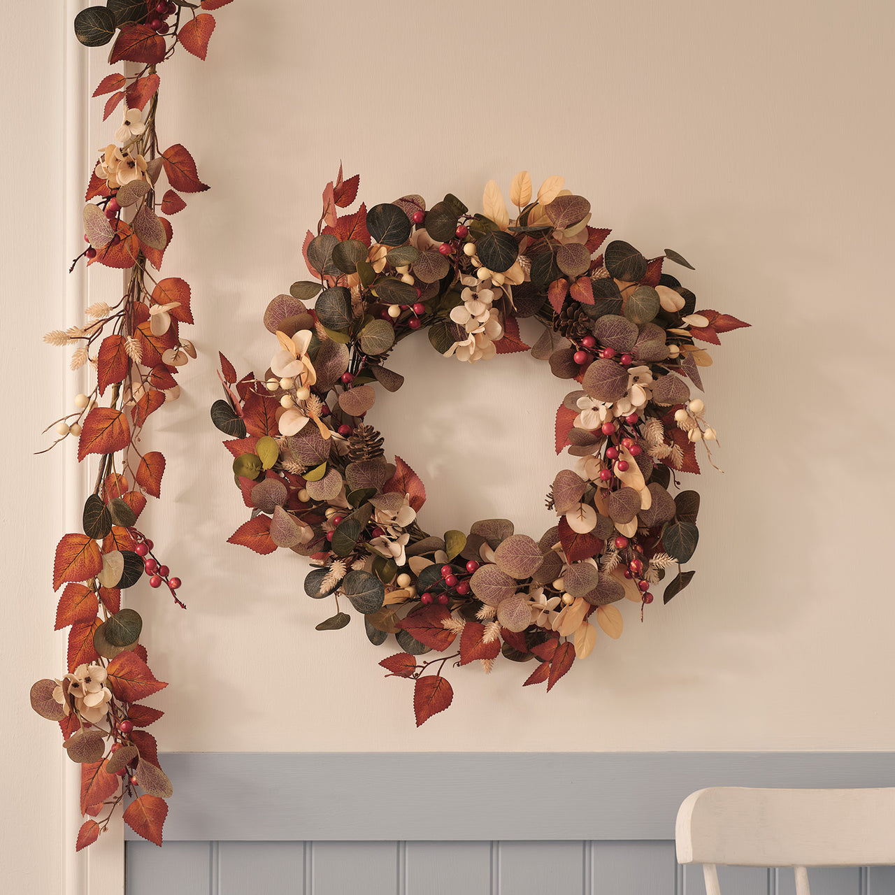 Pre Lit Berry Harvest Autumn Wreath & Mixed Foliage Autumnal Garland