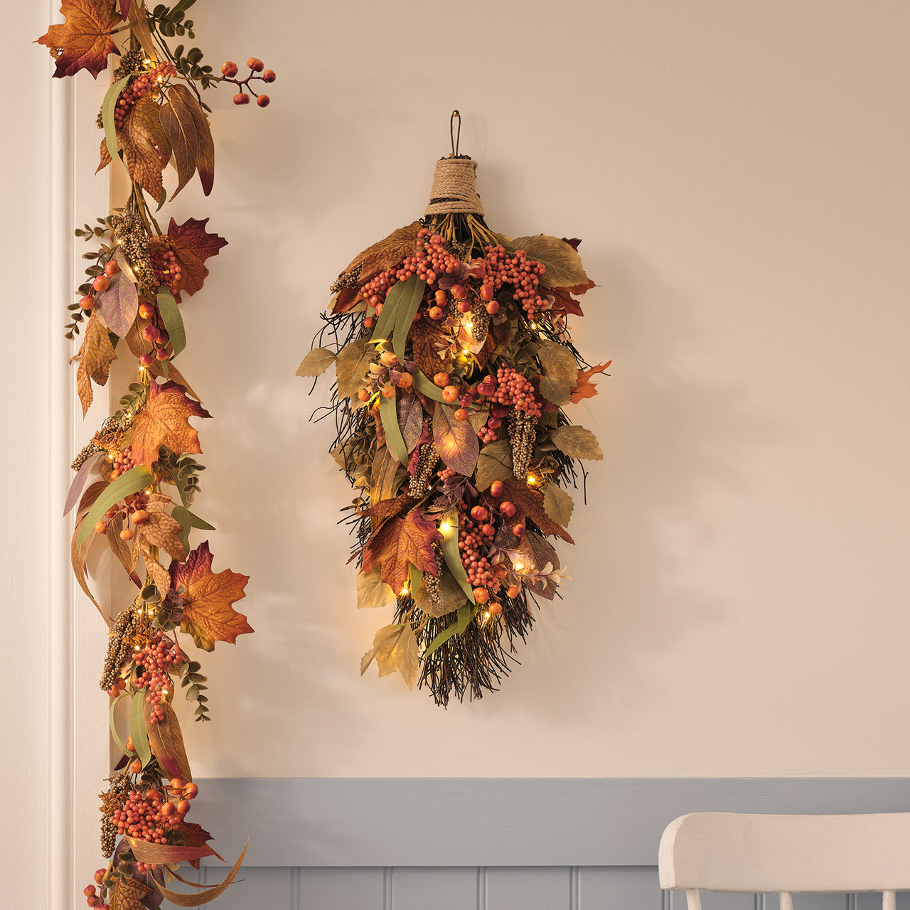 Pre Lit Maple Orchard Autumn Wreath & Bough