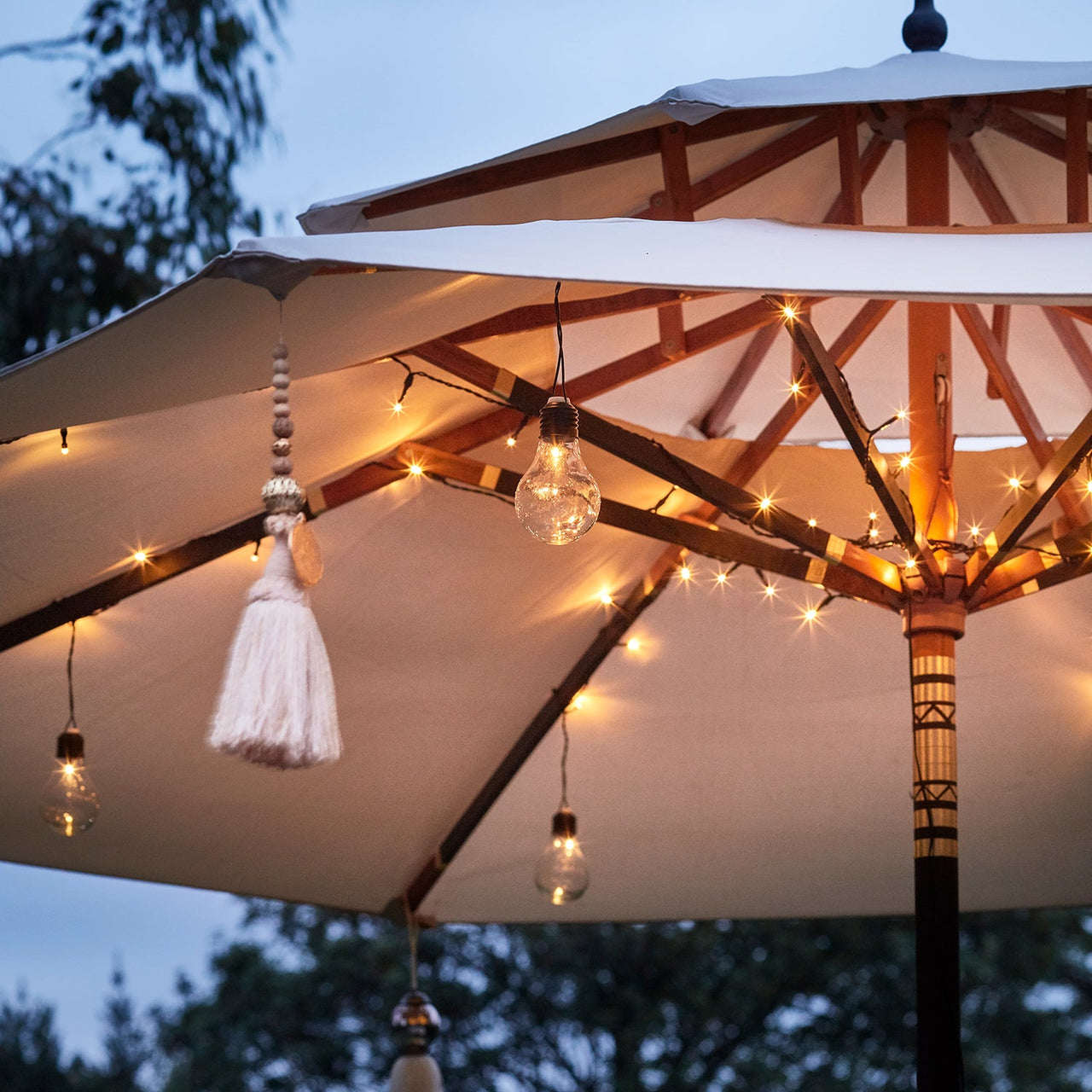 led umbrella lights patio 80 LED Battery Operated Parasol Lights UK
