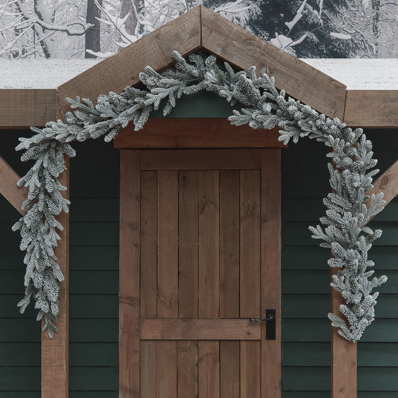 2.5m Pre Lit Outdoor Snowy Christmas Garland
