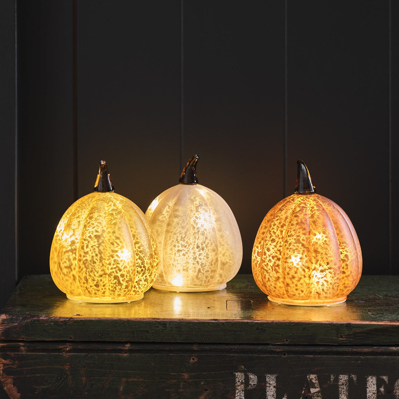 LL24028-Setof3AutumnGlassPumpkins_4.jpg