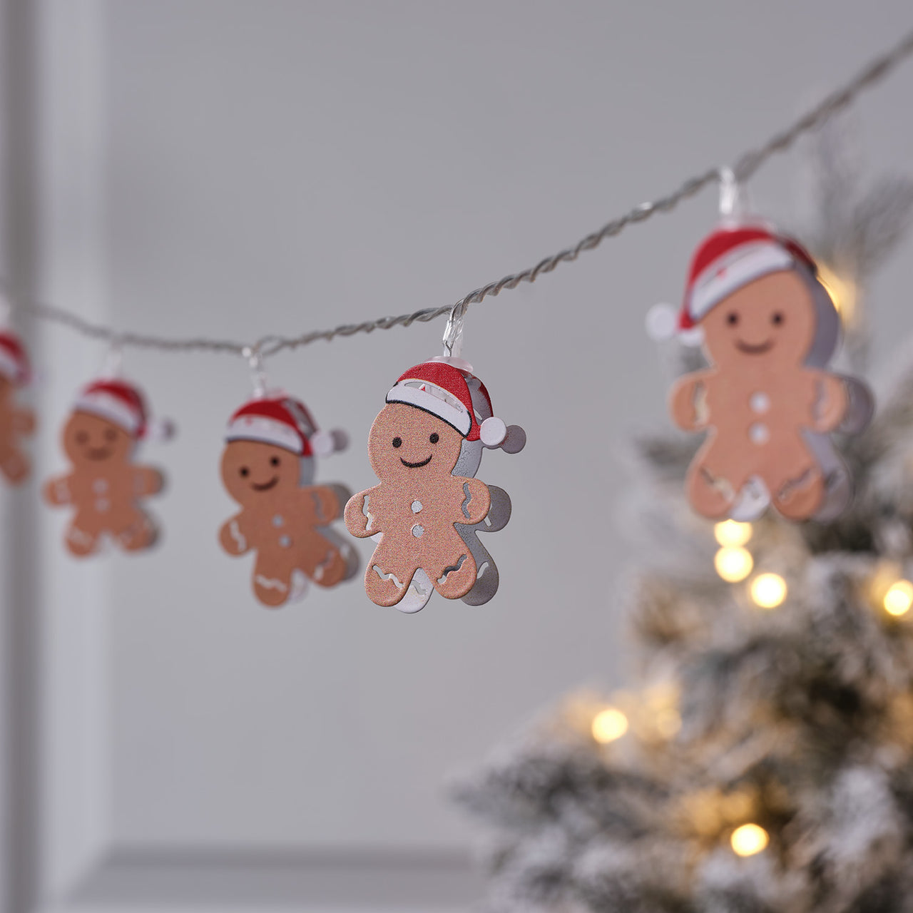 10 Gingerbread LED String Lights