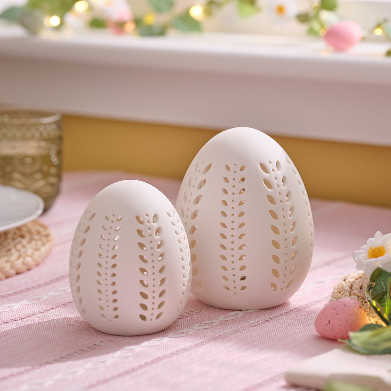Set of 2 LED Porcelain Eggs
