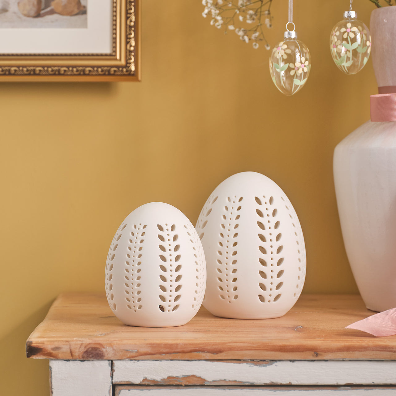 Set of 2 LED Porcelain Eggs