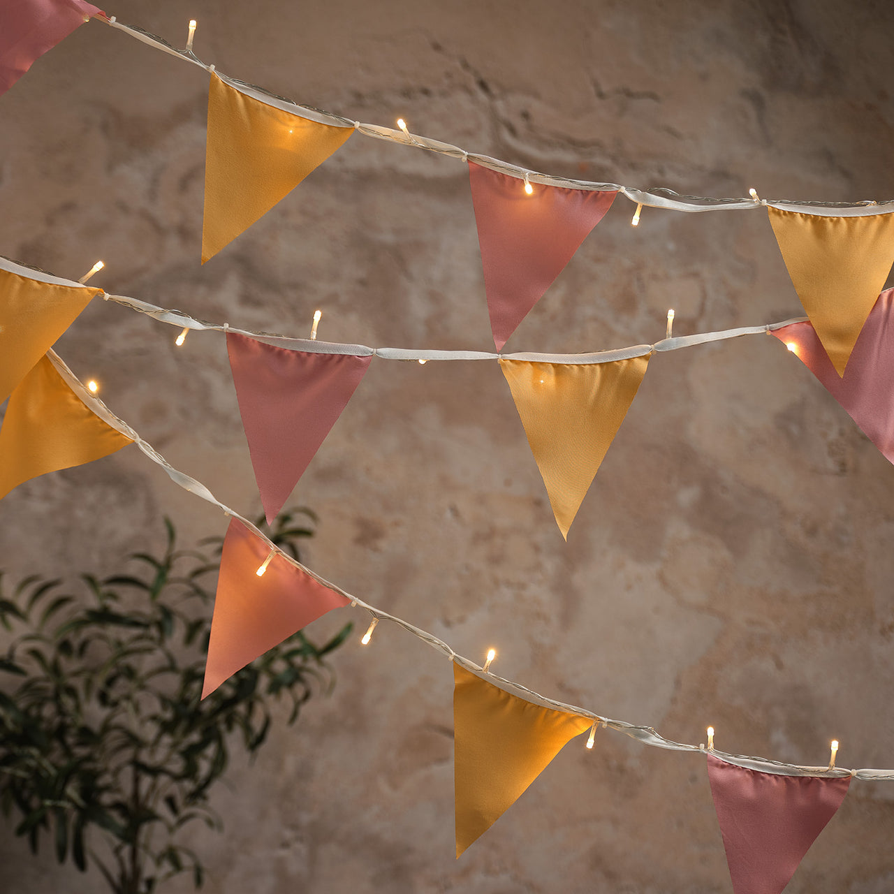 5m Wilderness Outdoor Fairy Light Bunting