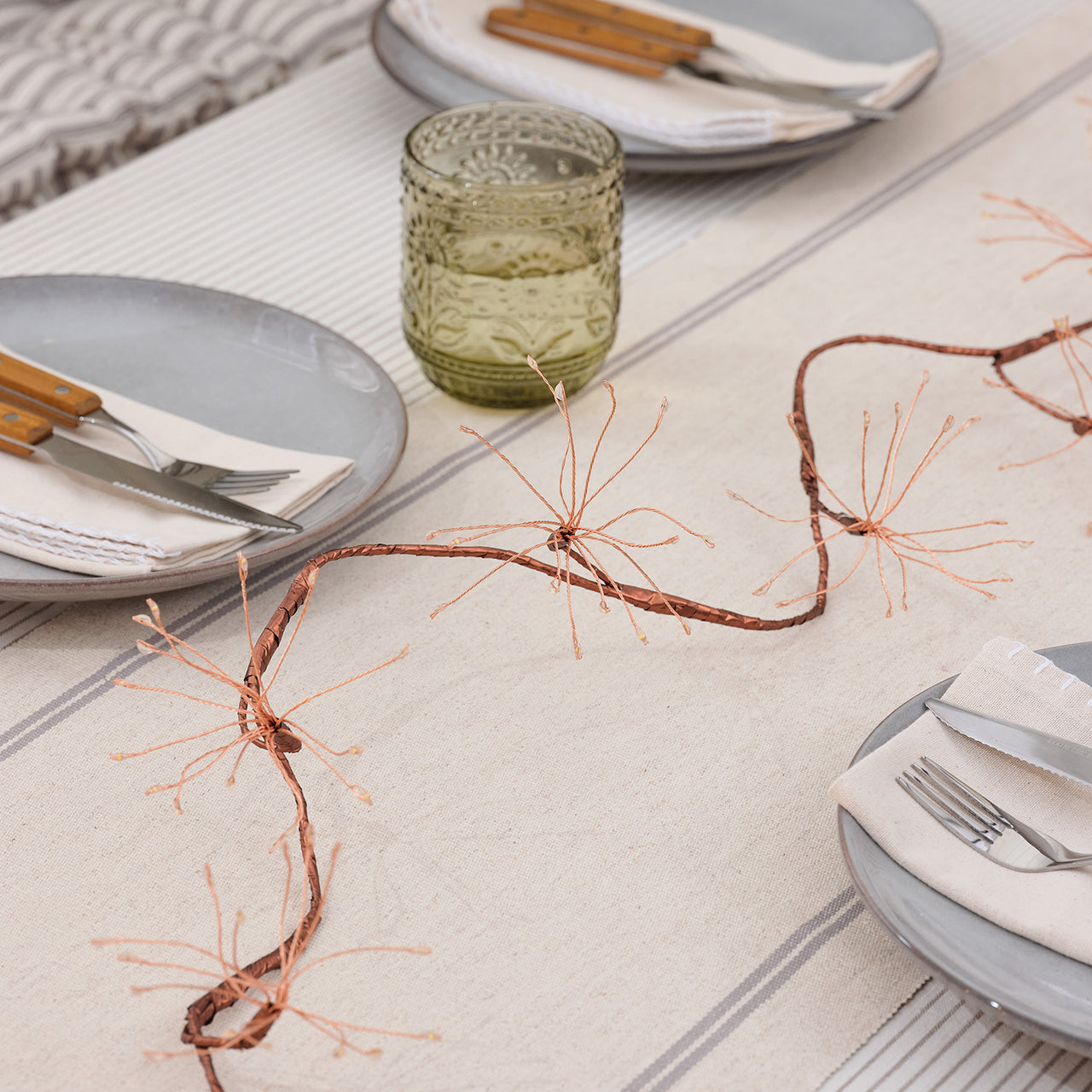 Gold Starburst Garland | Summer Decoration