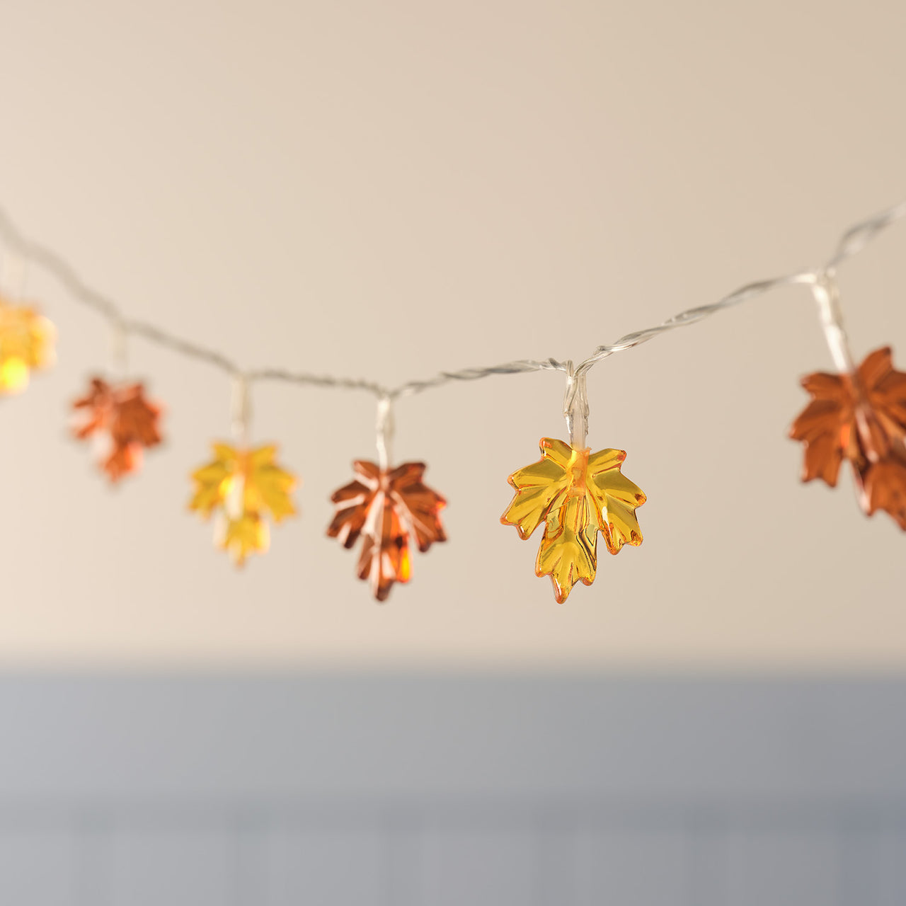 20 Maple Leaf LED Fairy Lights