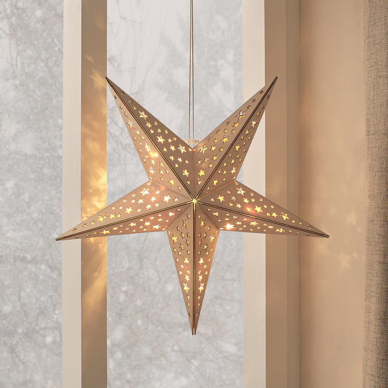 Set of 2 Wooden Star Light Up Hanging Christmas Decorations