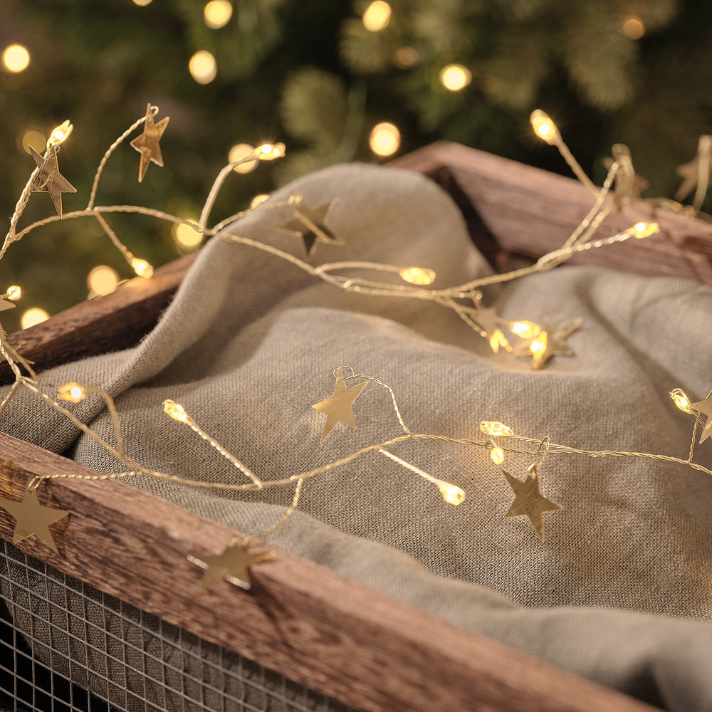 1.5m Gold Star Cluster Micro Light Garland