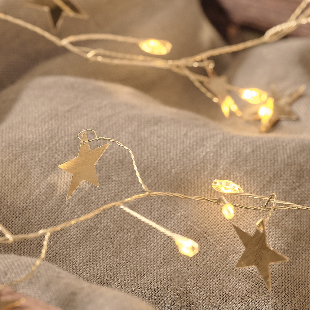 1.5m Gold Star Cluster Micro Light Garland