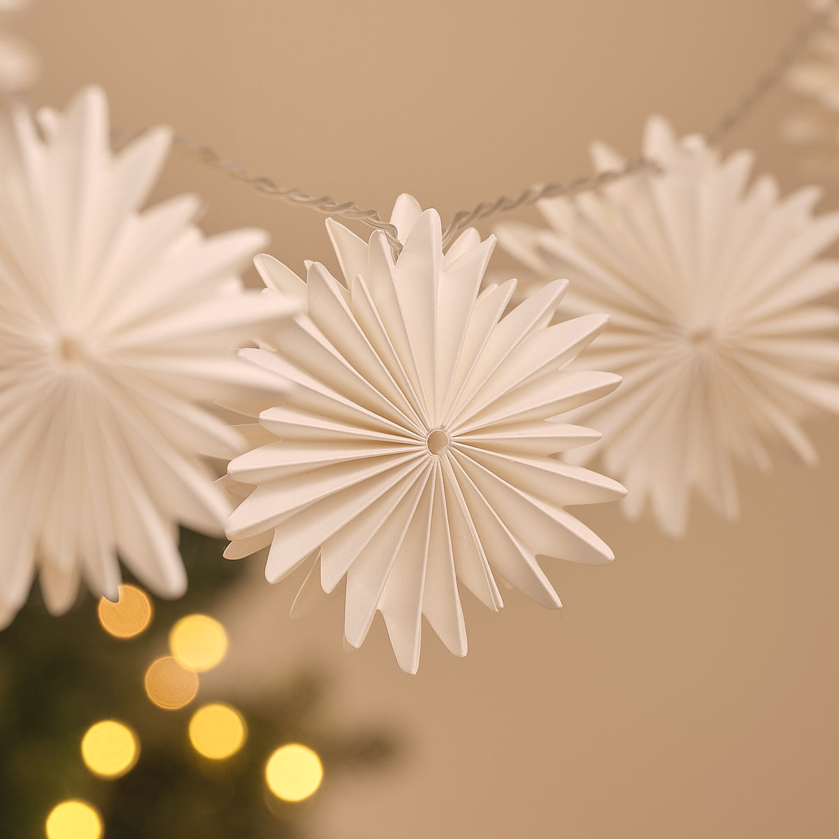 10 Paper Snowflake Fairy Lights