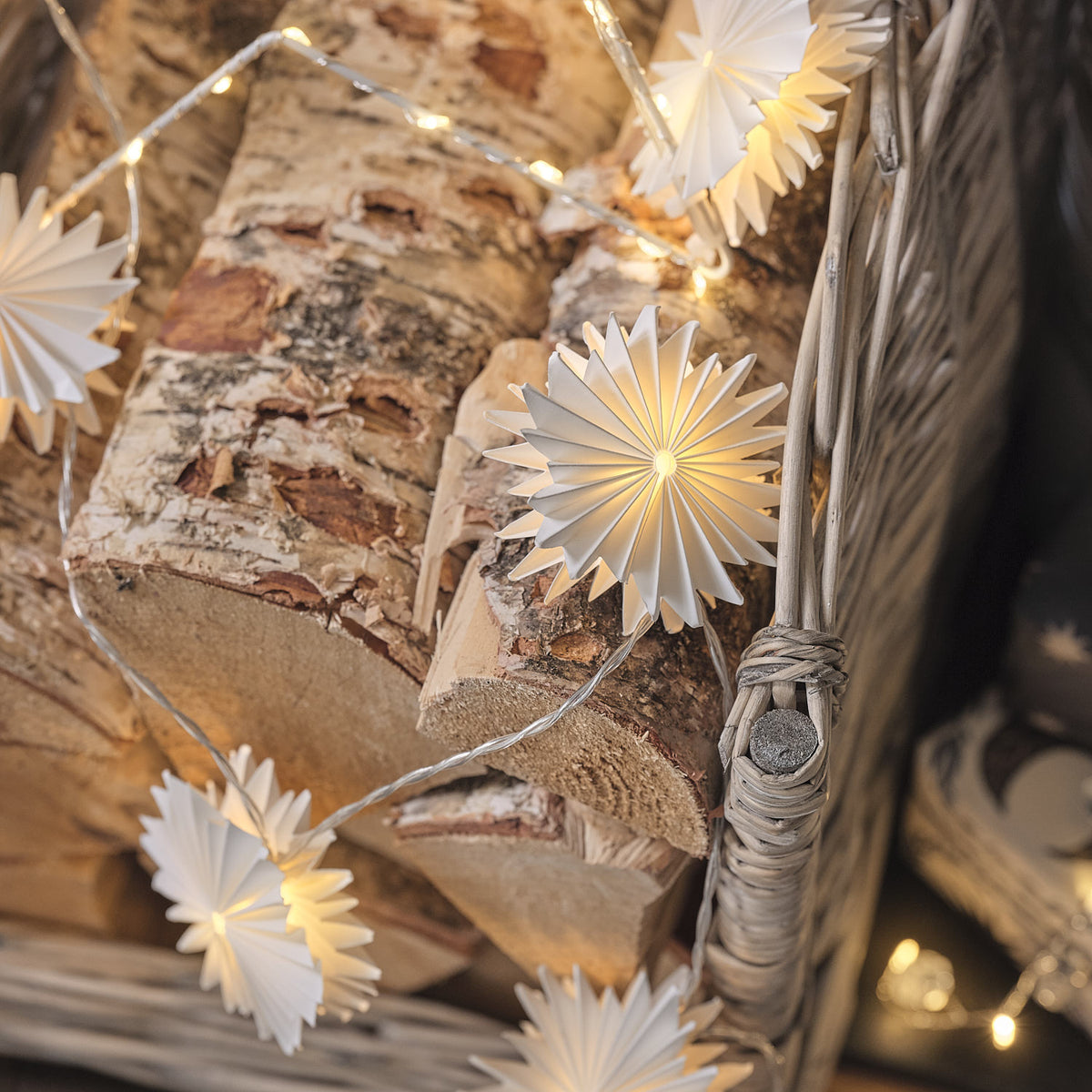 10 Paper Snowflake Fairy Lights