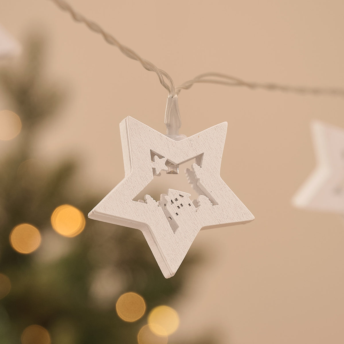10 Christmas Scene Wooden Star LED Fairy Lights