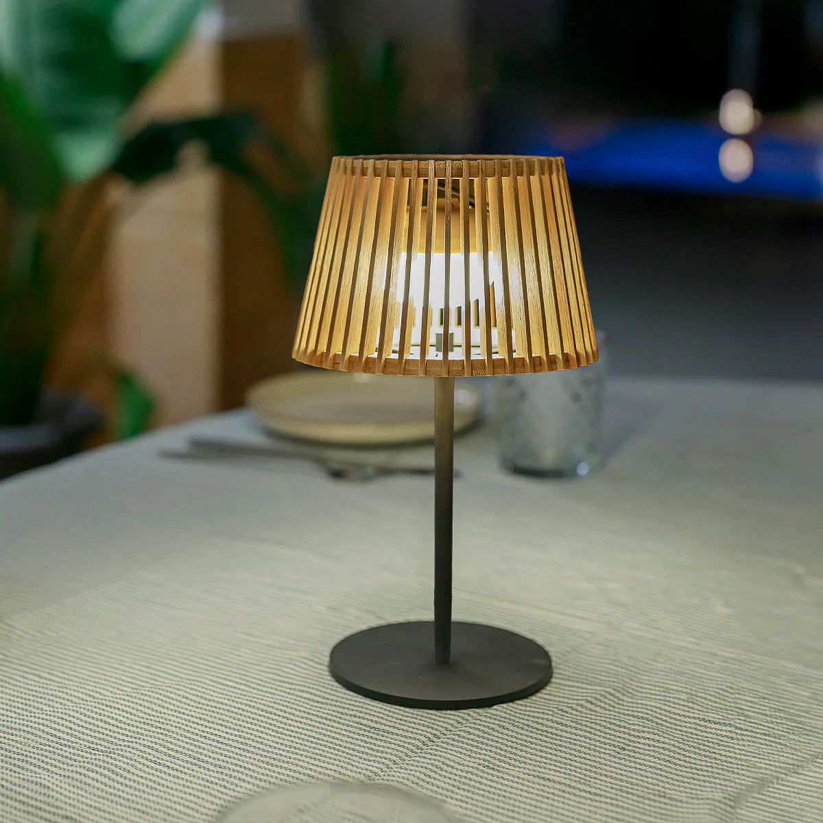 Okinawa Table Solar Powered Lamp