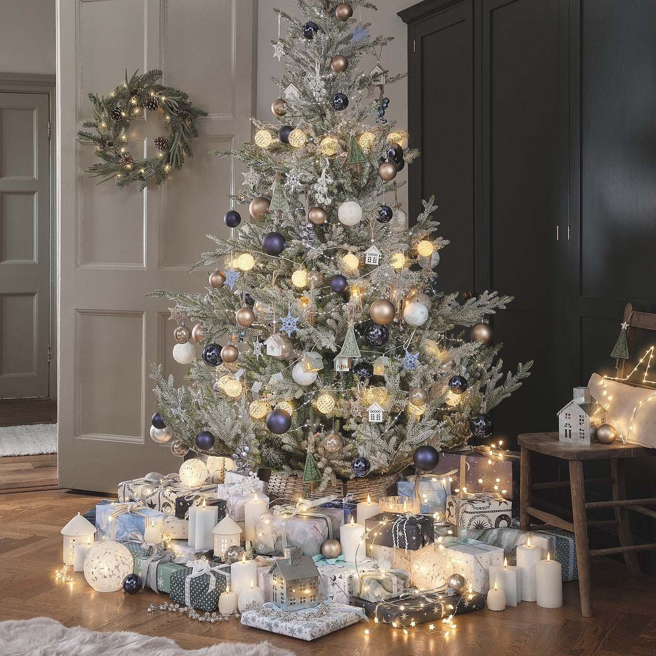 10 Frosted Hut LED Fairy Lights