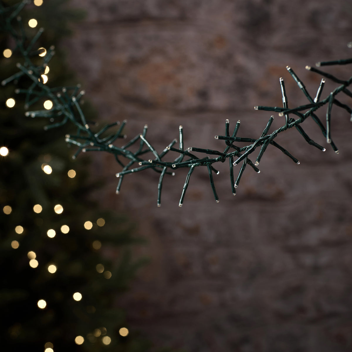 5m 500 LED Warm White Outdoor Cluster Fairy Lights on Green Cable