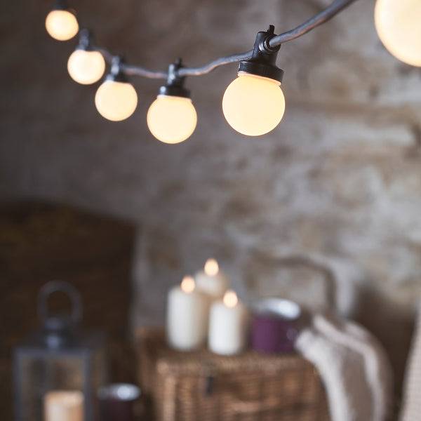 Pro Connect 15m 30 Warm White Connectable Festoon Lights Black Cable